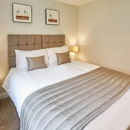 Host & - Sunny Dale Nyaraló *