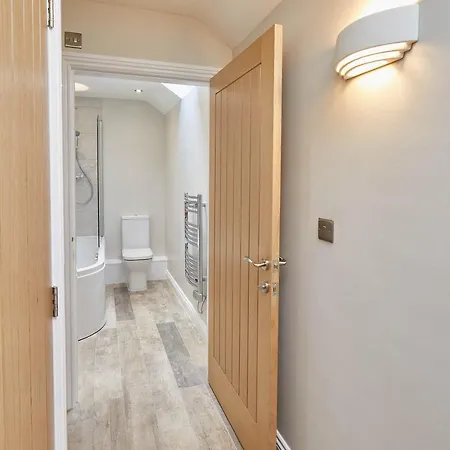 Host & - Sunny Dale 度假居 *